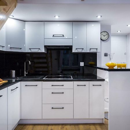 5B Premium Apartment Krasków Dış mekan fotoğraf